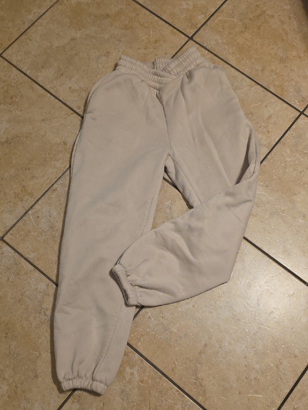 SHEIN Cream Fleece Jogger Sweatpants for Kids
